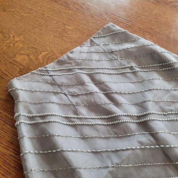 Vie by Victoria Royal Silk Beaded Silver Gray Skirt maxi Sz 2 - Picture 5 of 9